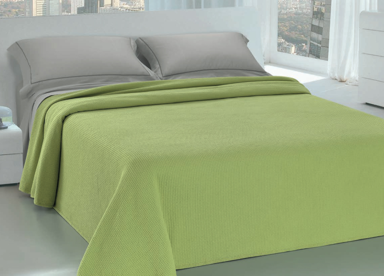 Copriletto Leggero Estate Tessuto Jacquard Effetto Nido D'ape Tinta Unita - Piazza e Mezza - 119